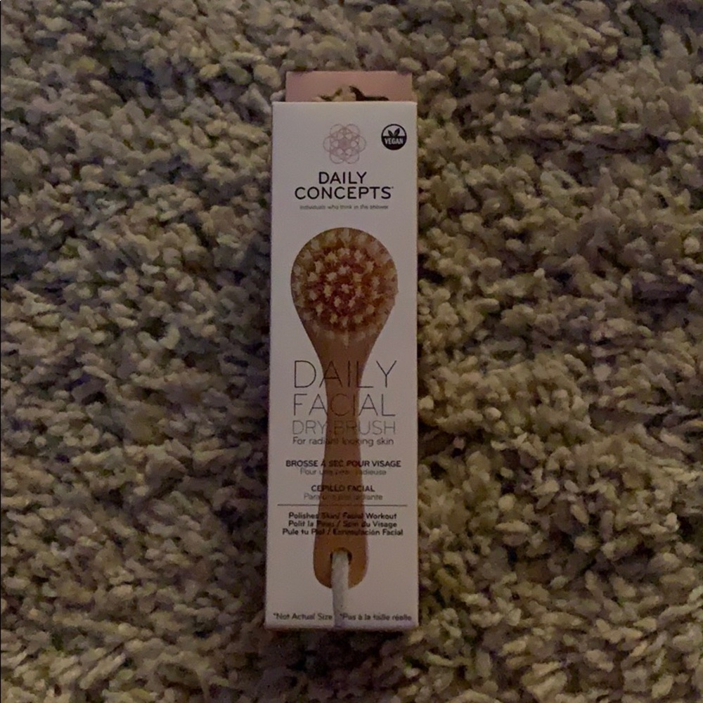 Daily Concepts - Daily Facial Dry-brush